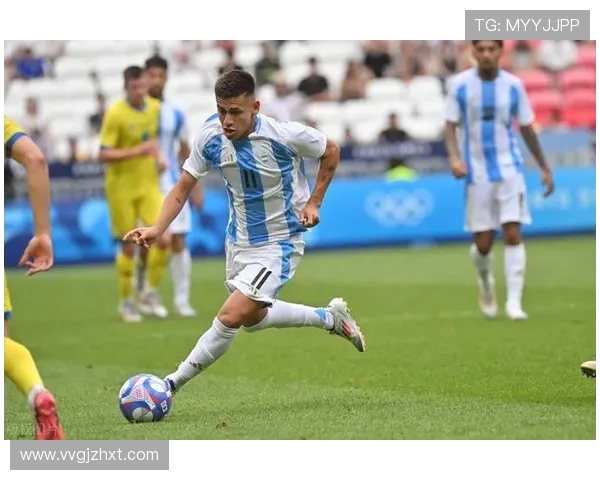 曼城确认不会因谢尔基伤停提前召回埃切韦里召回条款需至明年一月生效 曼城确认不会因谢尔基伤停提前召回埃切韦里召回条款需至明年一月生效